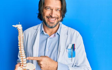 Correlazione tra denti e colonna vertebrale